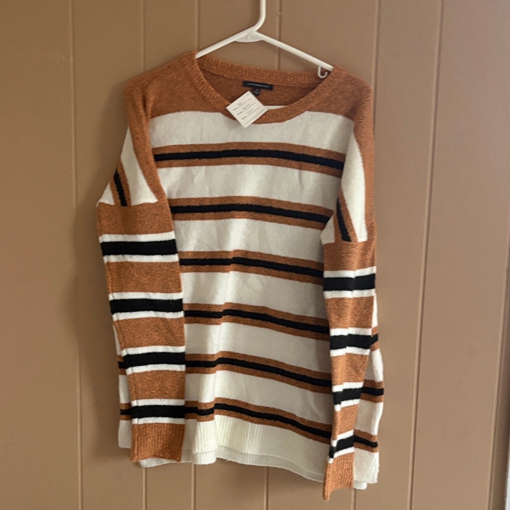 Staccato Women’s Crewneck Sweater in Brown and White Stripes